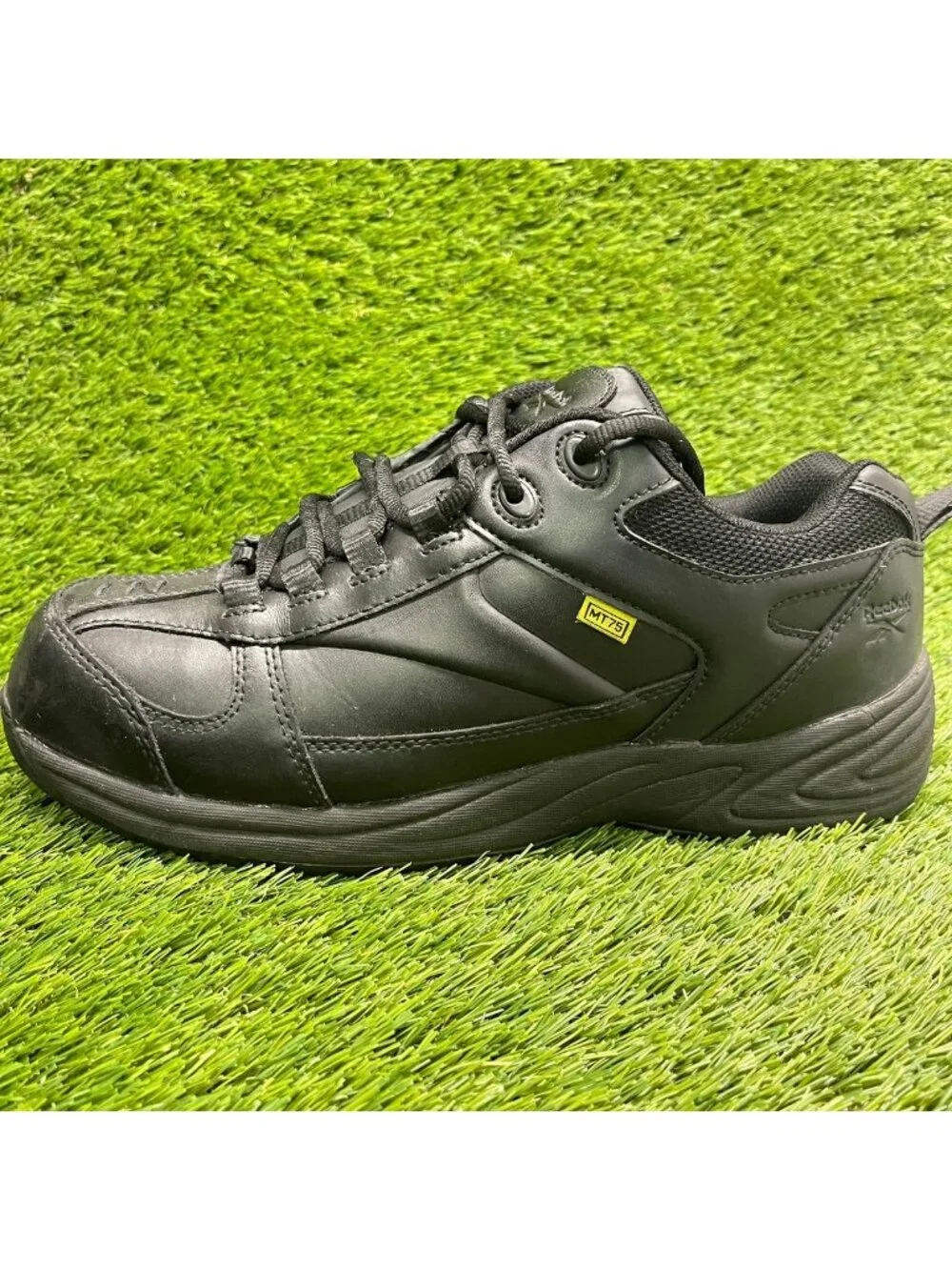 Reebok Centose Mens Size 10.5E Black Leather Composite Toe Safety Work Shoes